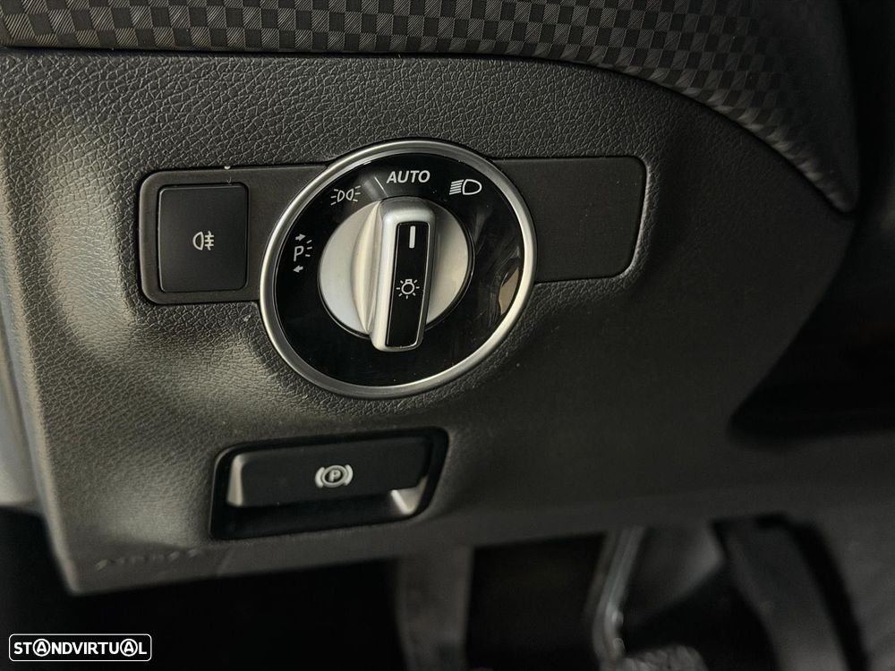 Mercedes-Benz A 180 d Urban - 9