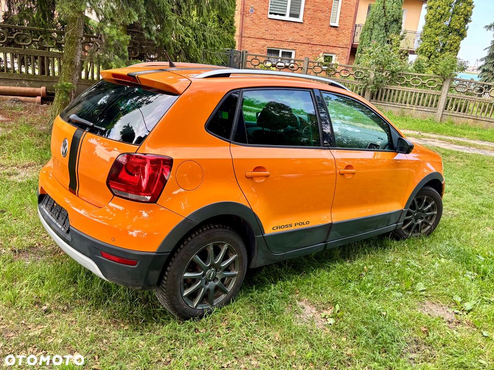 Volkswagen Polo 1.6 TDI Cross - 4
