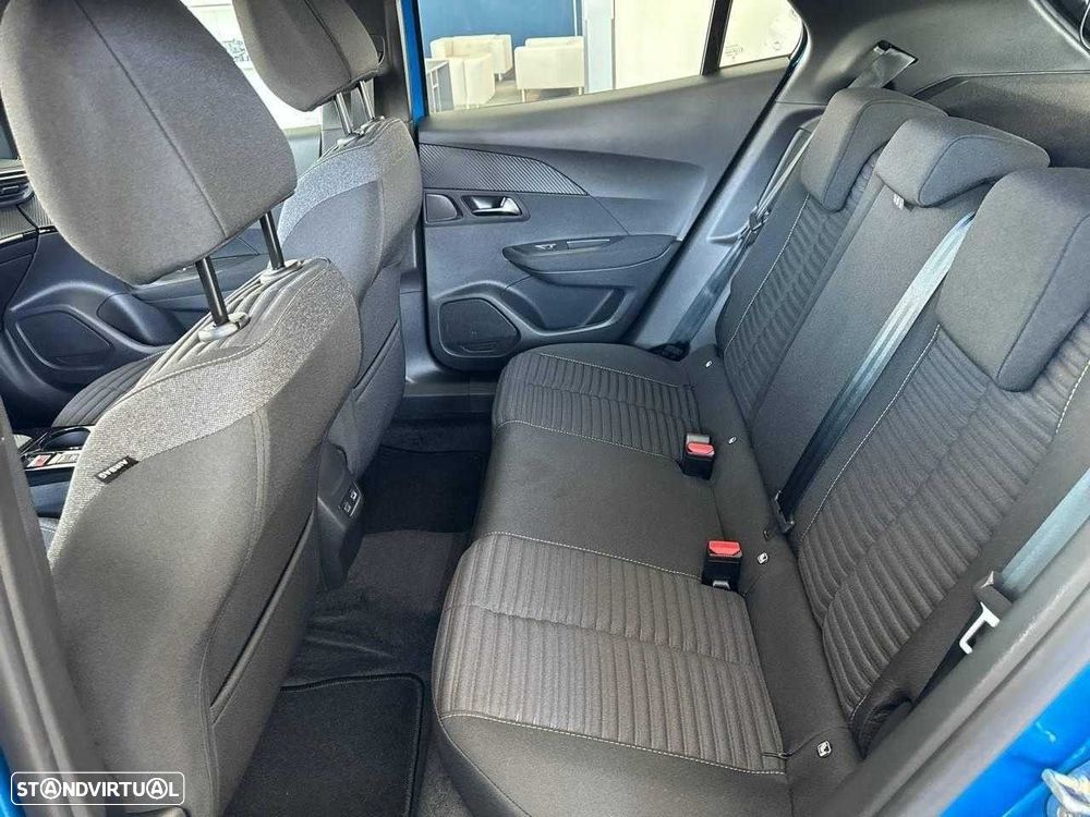 Peugeot e-2008 54 kWh Active - 10