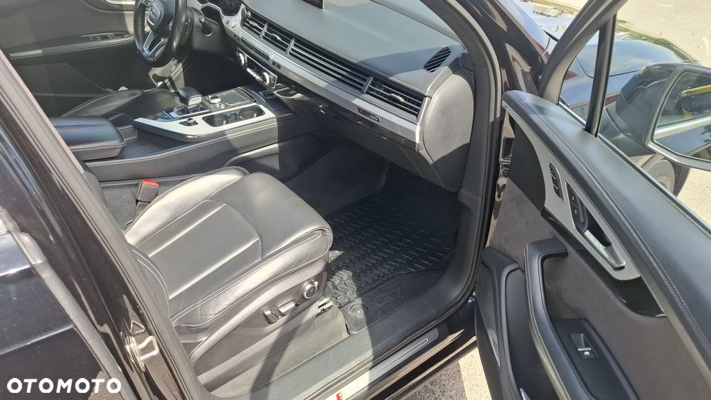 Audi Q7 - 21