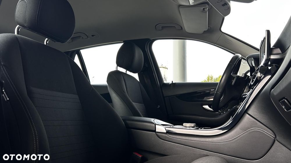 Mercedes-Benz GLC 250 4-Matic - 24