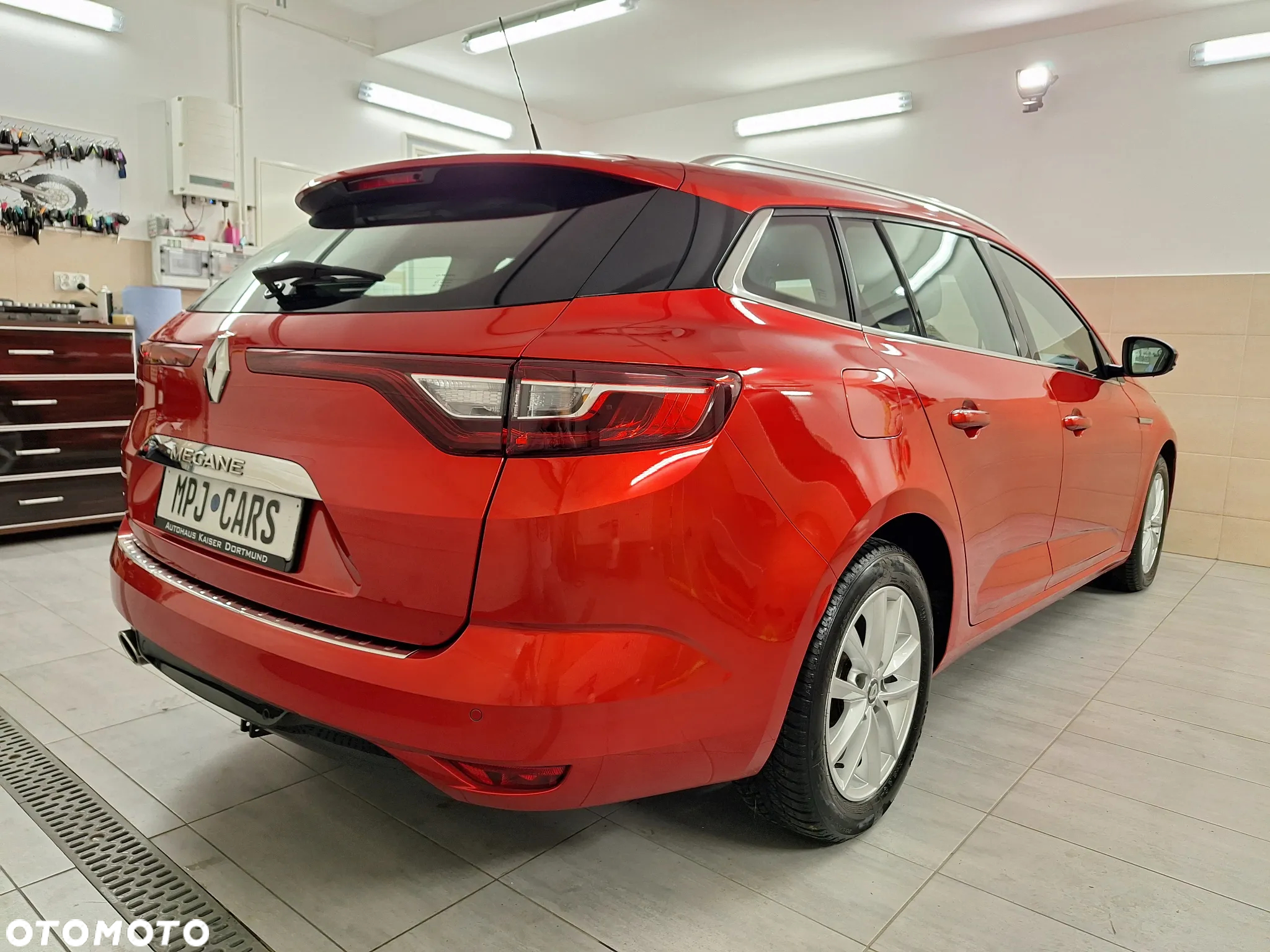 Renault Megane ENERGY TCe 130 BUSINESS - 9