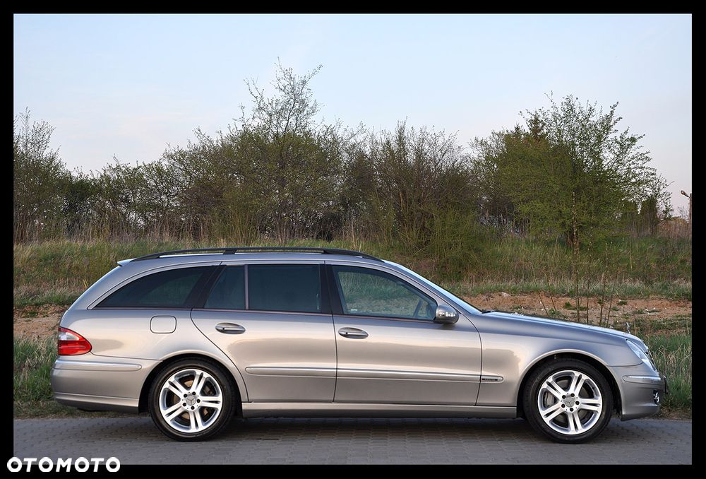 Mercedes-Benz Klasa E 500 T Avantgarde - 19