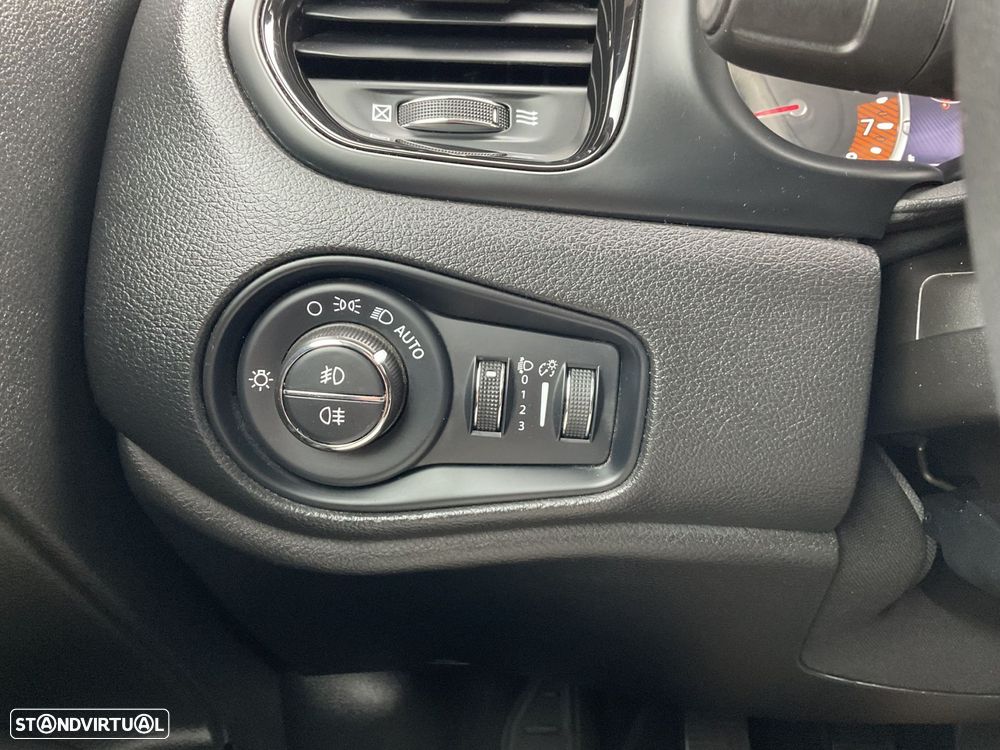 Jeep Renegade 1.0 T Night Eagle - 22