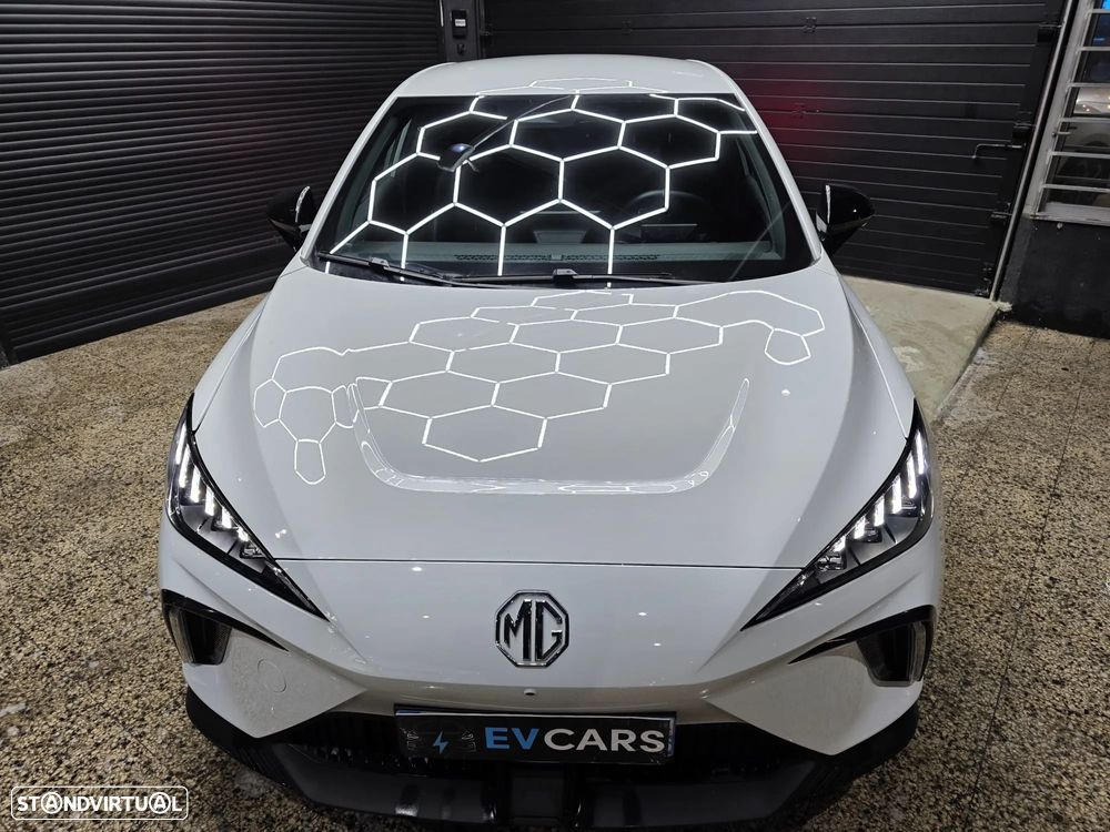 MG MG4 4 Luxury 64 kWh - 2