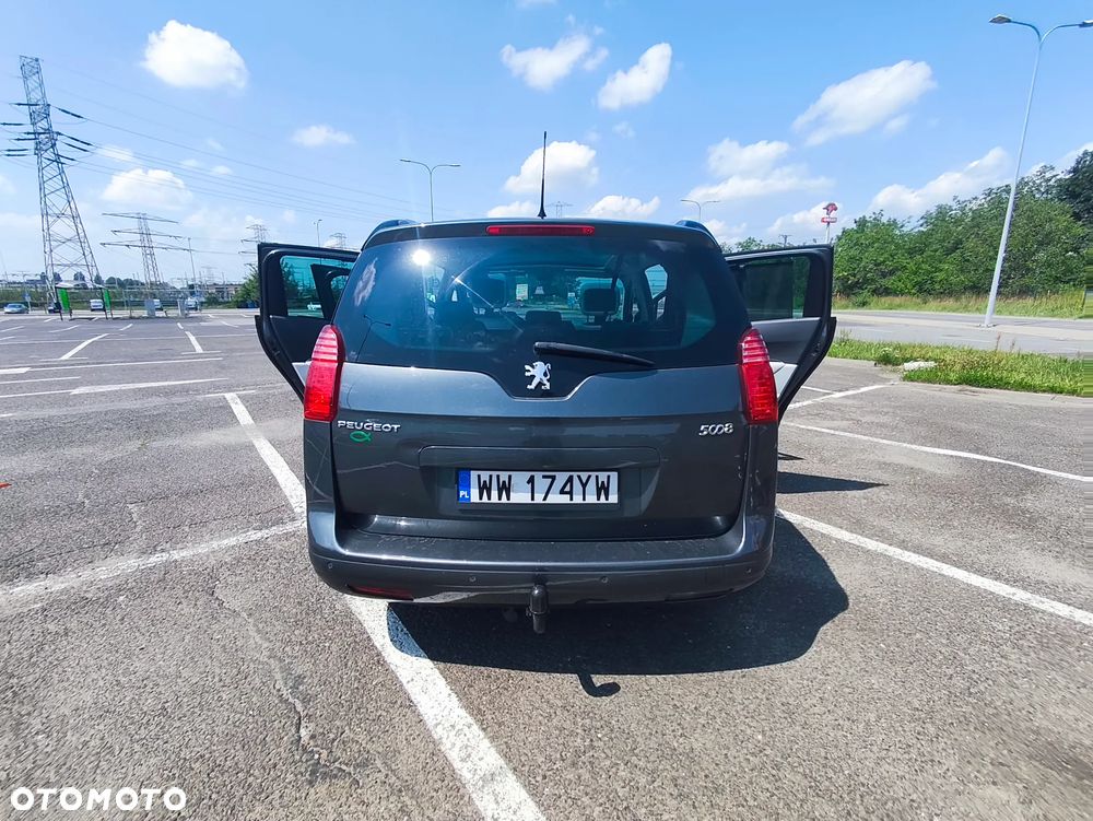 Peugeot 5008 2.0 HDi Premium - 9
