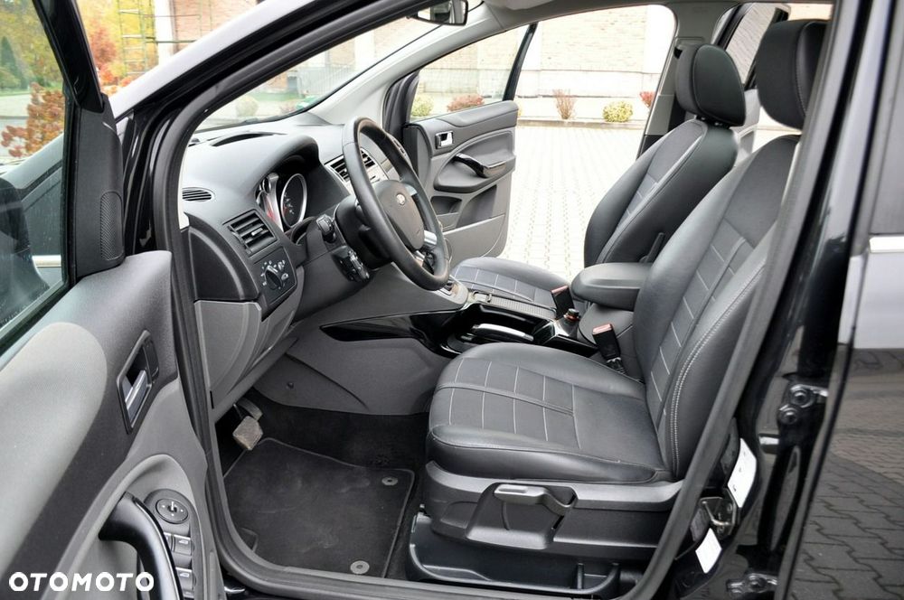 Ford Kuga - 21
