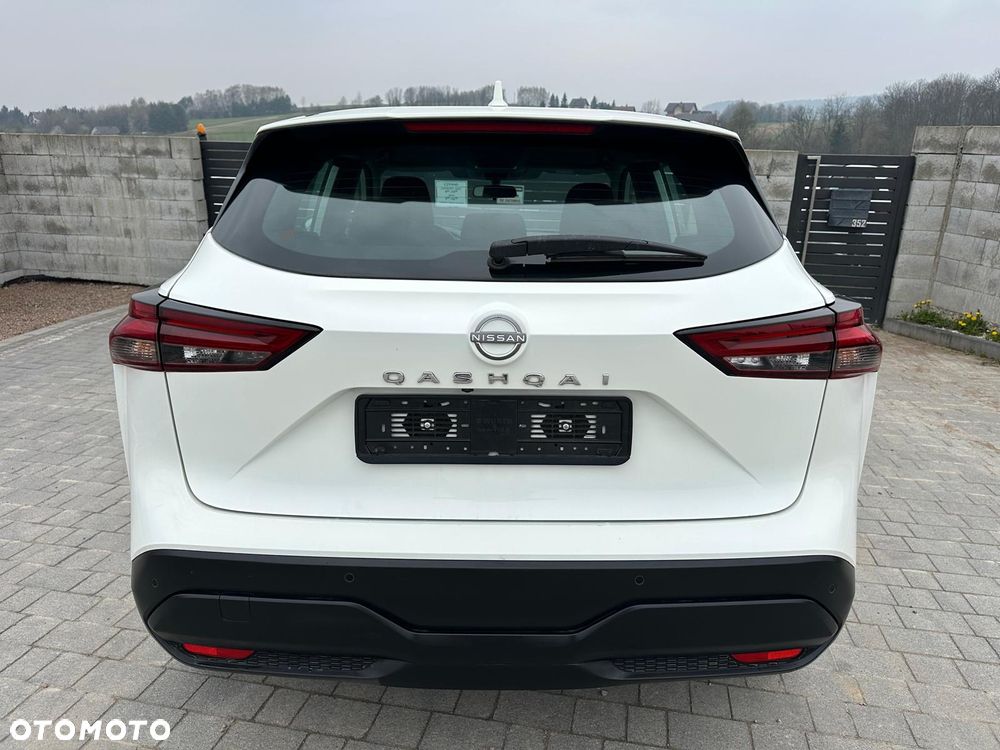 Nissan Qashqai 1.3 DIG-T Acenta DCT - 6