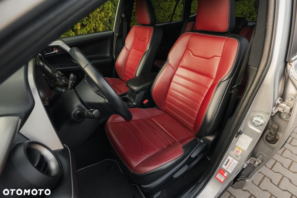 Toyota RAV4 - 12