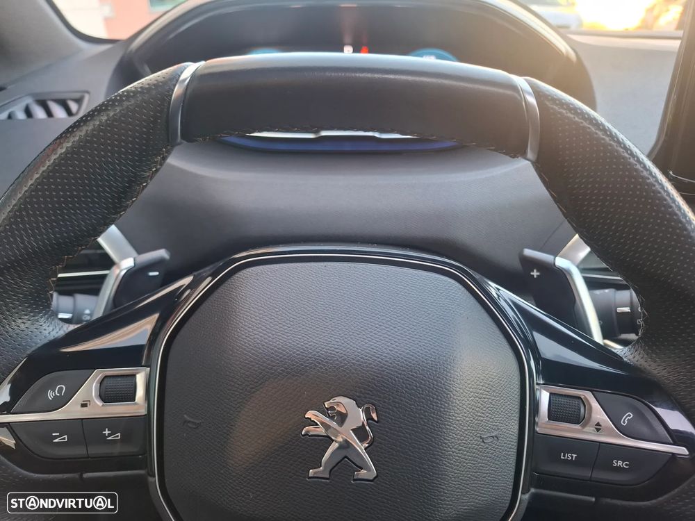 Peugeot 3008 1.6 Hybrid4 GT Pack e-EAT8 - 24