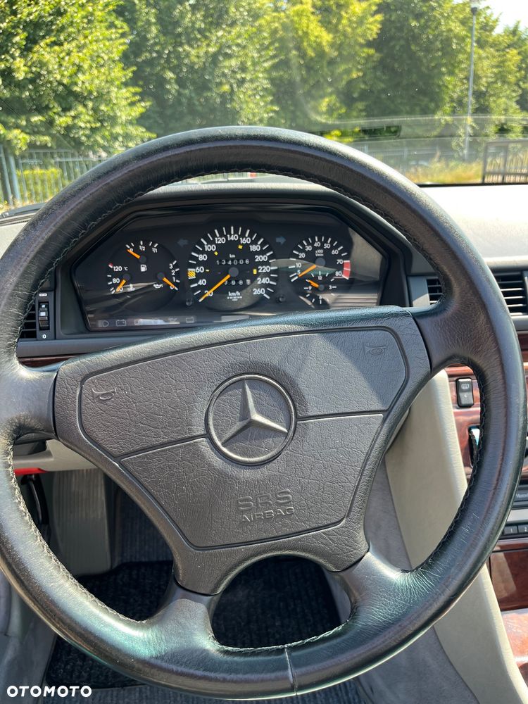 Mercedes-Benz W124 (1984-1993) - 7