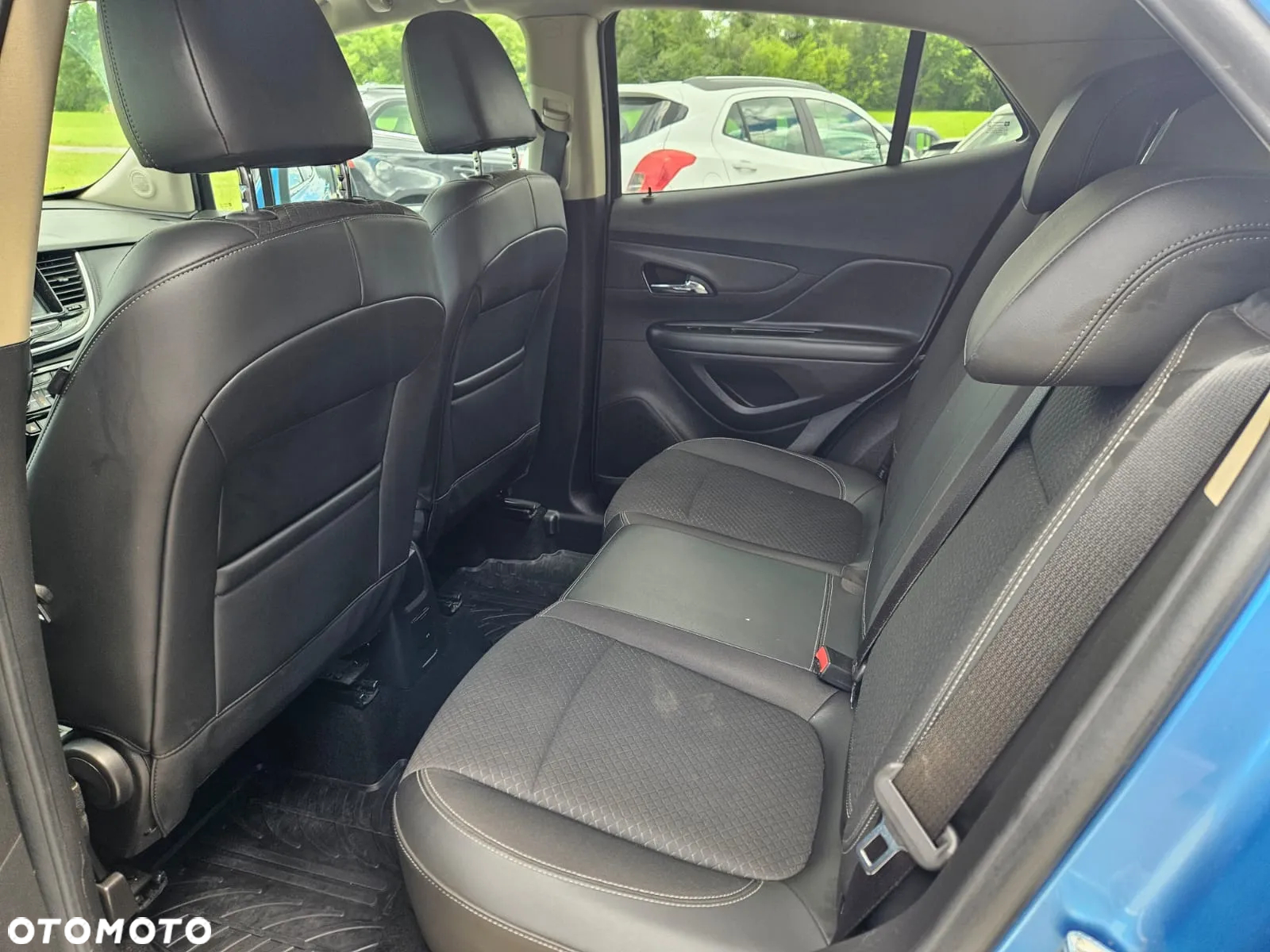 Opel Mokka 1.6 CDTI ecoFLEX Start/Stop 4x4 Color Edition - 10