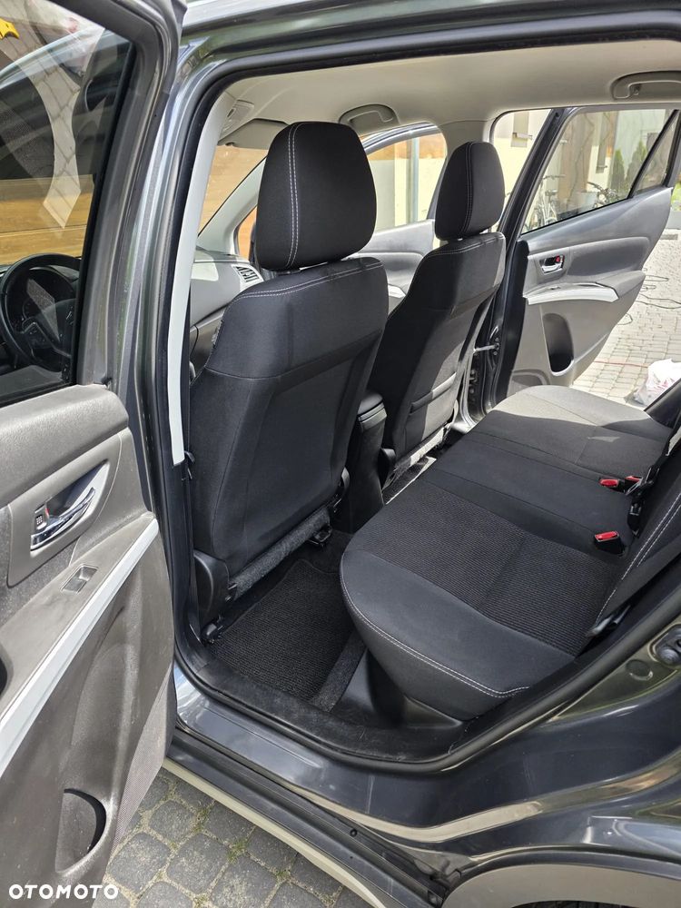 Suzuki SX4 - 8