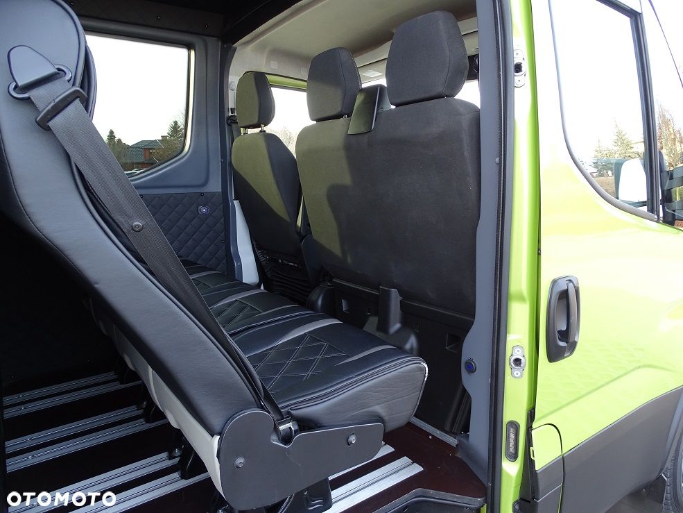 Iveco Daily L4H2 35S18 3.0 180 Brygadówka DOKA 7 Osób HAUSER UNIKAT!! JEDYNY TAKI!! JAK NOWY!! - 25