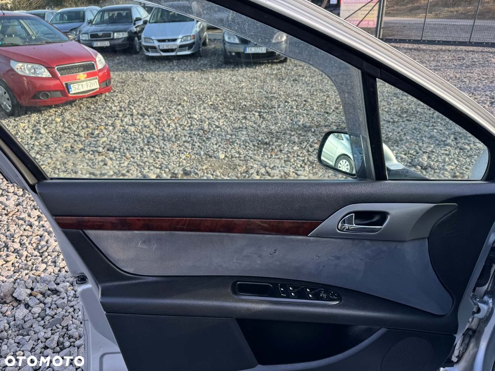 Peugeot 407 1.6 HDi Premium - 18