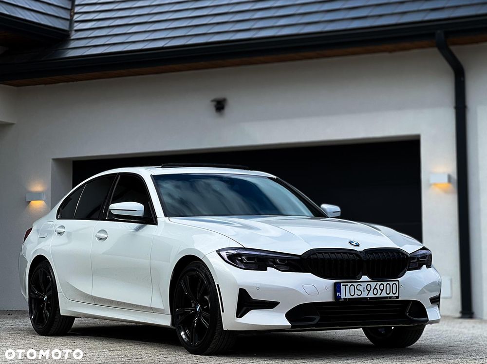 BMW Seria 3 330i Sport Line sport - 8