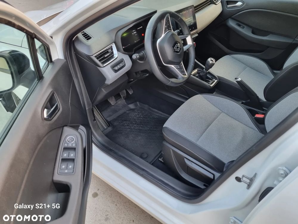 Renault Clio 1.0 TCe Evolution - 10