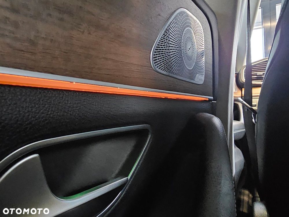 Mercedes-Benz GLE - 25