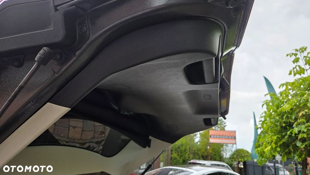 Ford Mondeo 2.0 TDCi STart-Stopp Vignale - 23