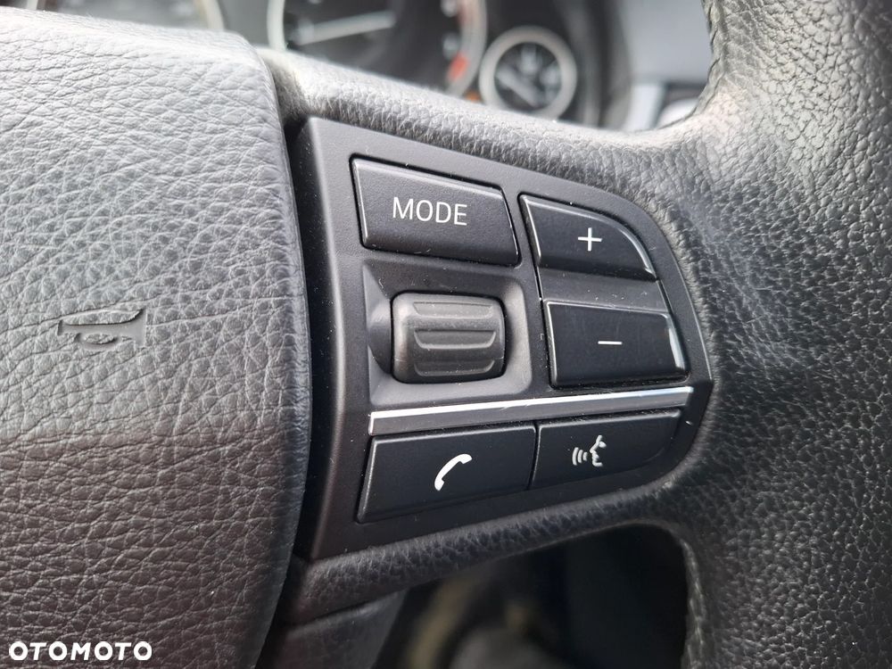 BMW Seria 5 520i - 15