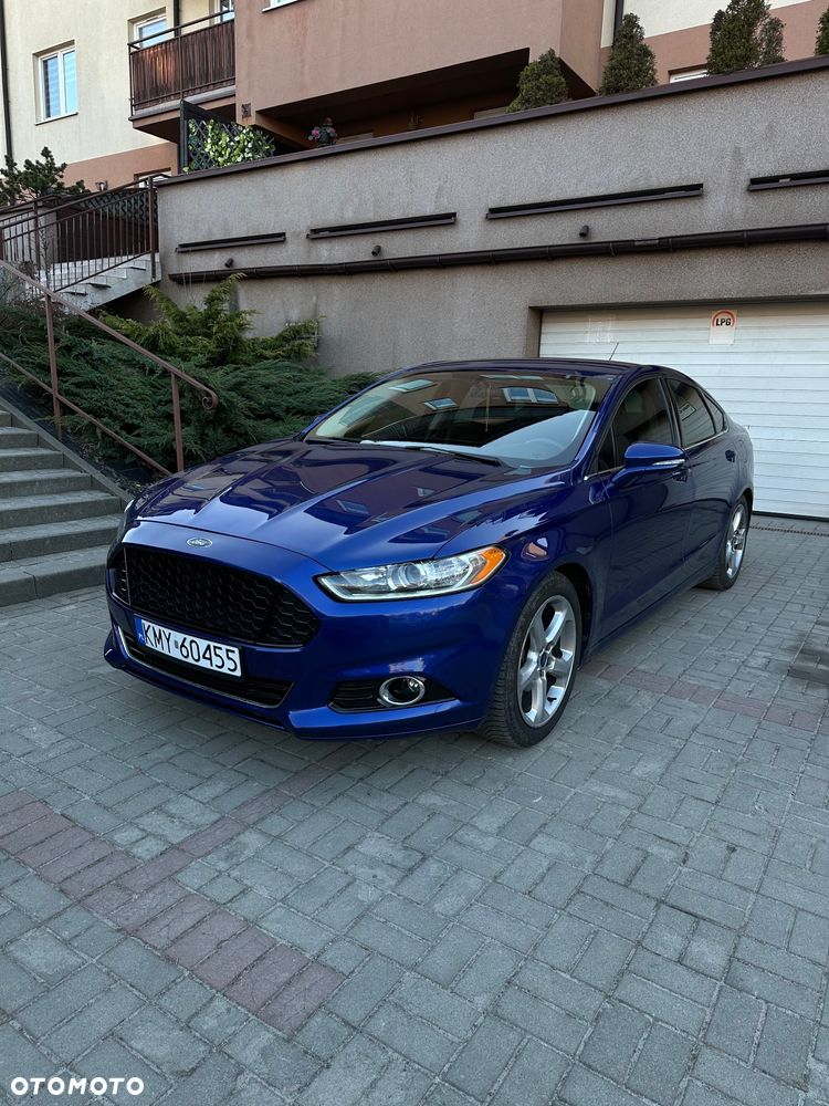 Ford Fusion - 1