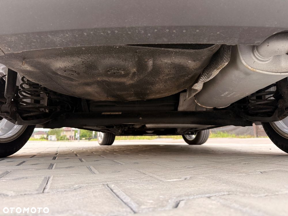 Ford Fiesta 1.0 Platinium X - 32