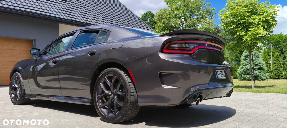 Dodge Charger - 5