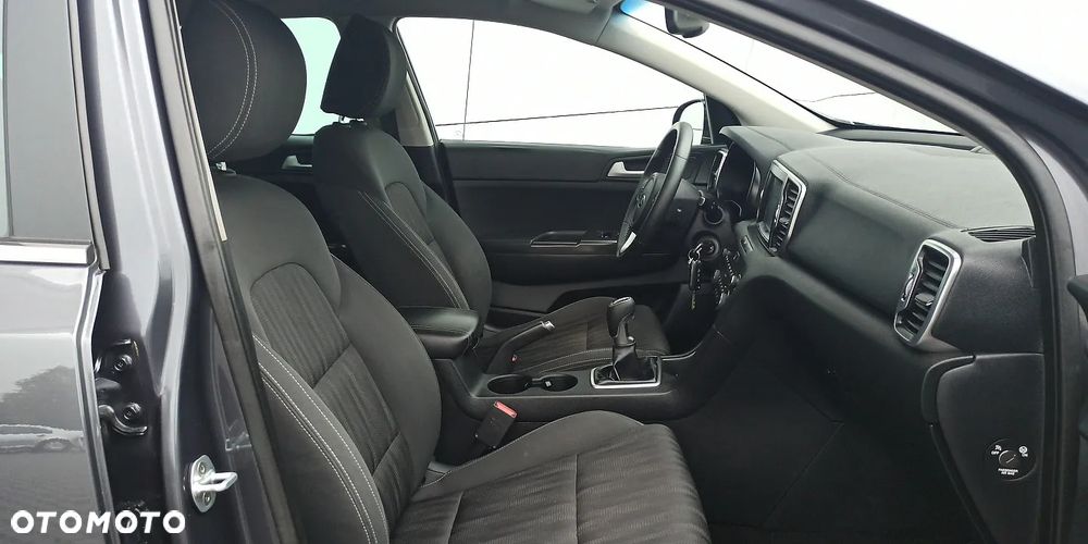 Kia Sportage 1.7 CRDI 2WD Dream-Team Edition - 25