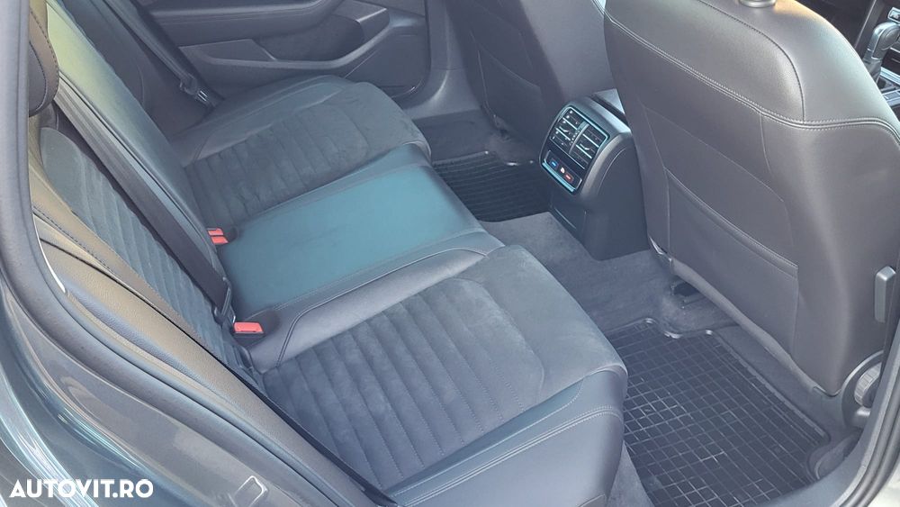 Volkswagen Passat - 8