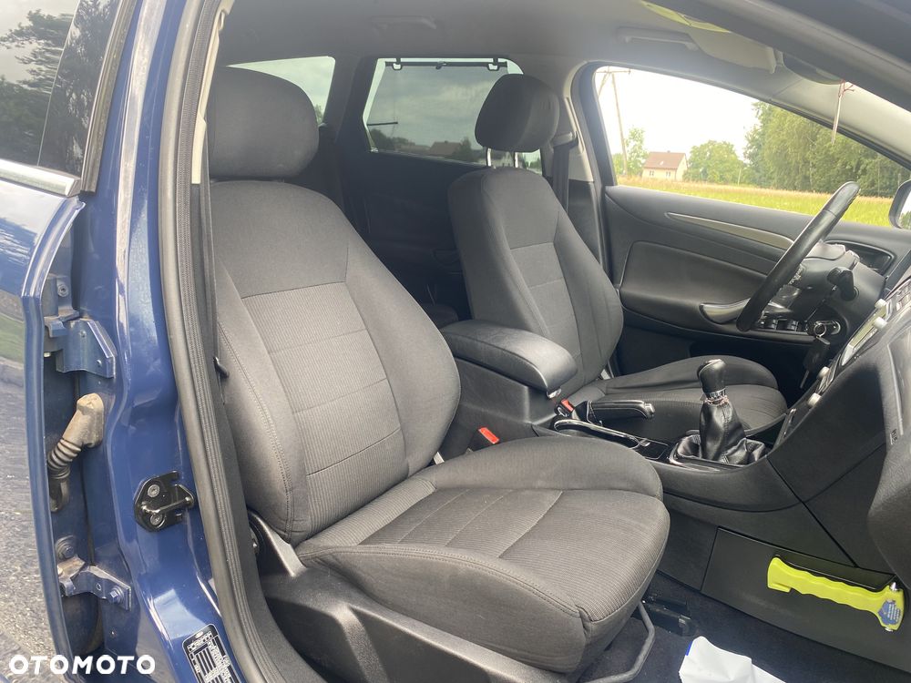 Ford Mondeo 2.0 Titanium - 12