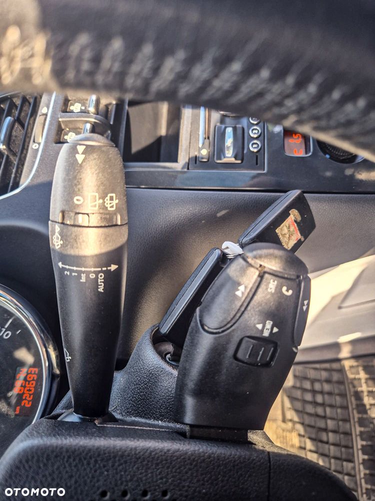 Peugeot 3008 HDi 150 Business-Line - 29