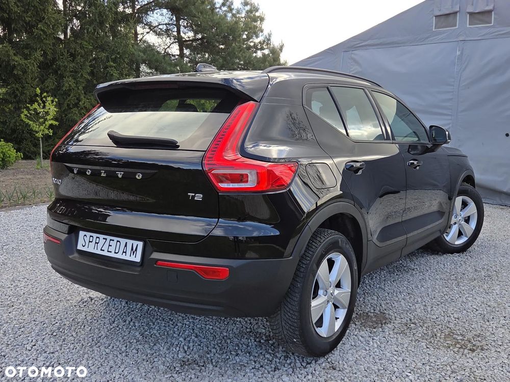 Volvo XC 40 T2 Momentum - 5