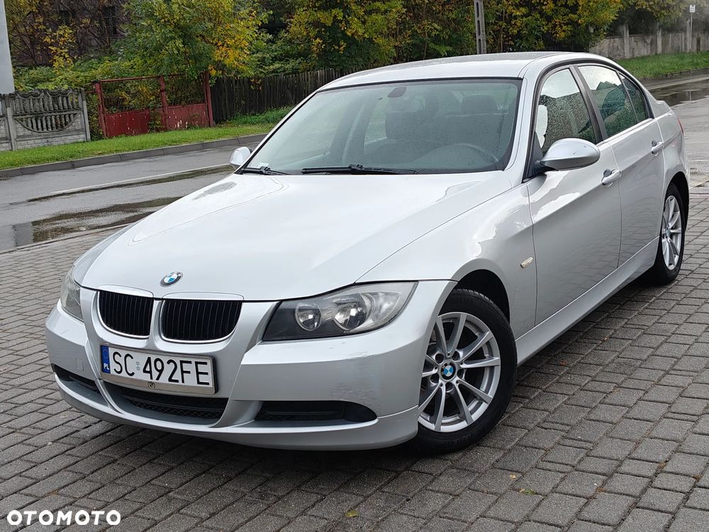 BMW Seria 3 318d - 25