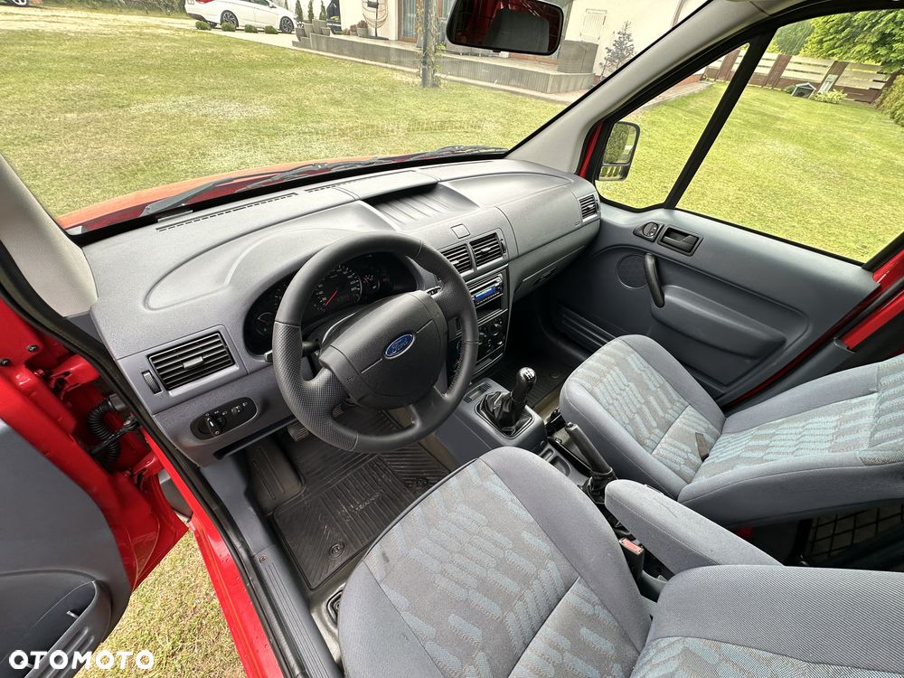 Ford Transit Connect - 13