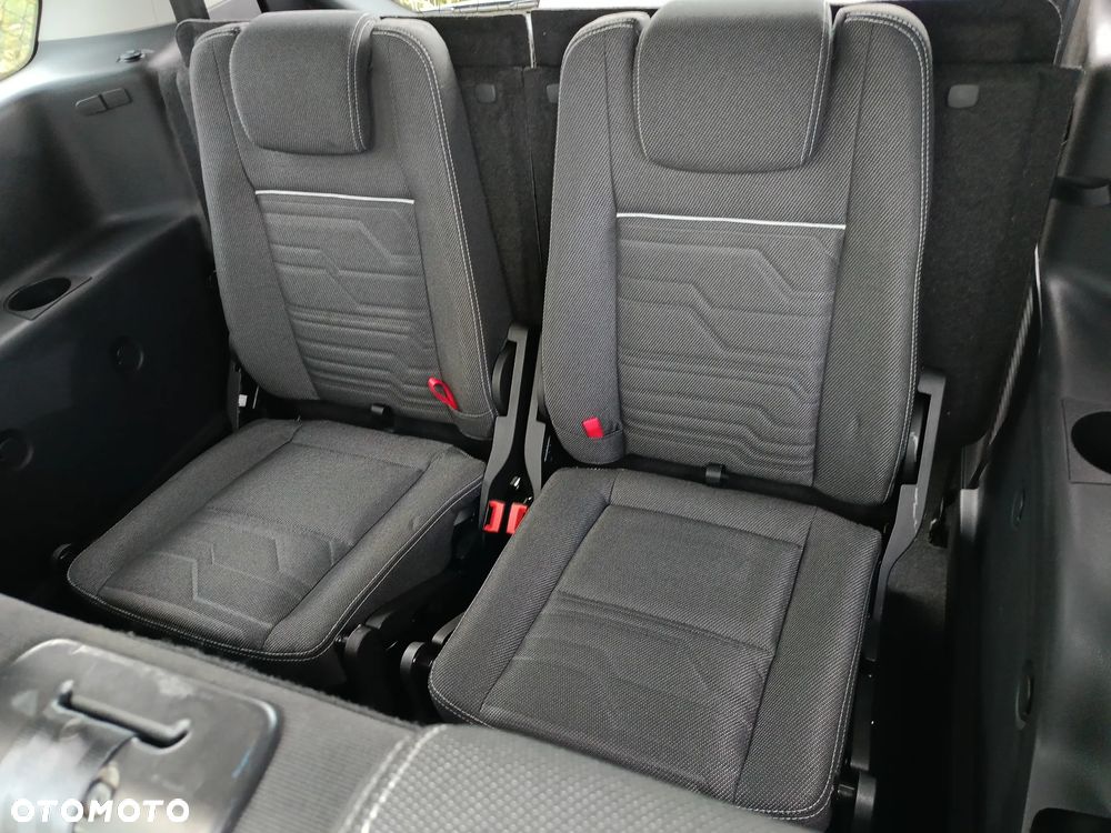 Ford Tourneo Connect Grand - 26