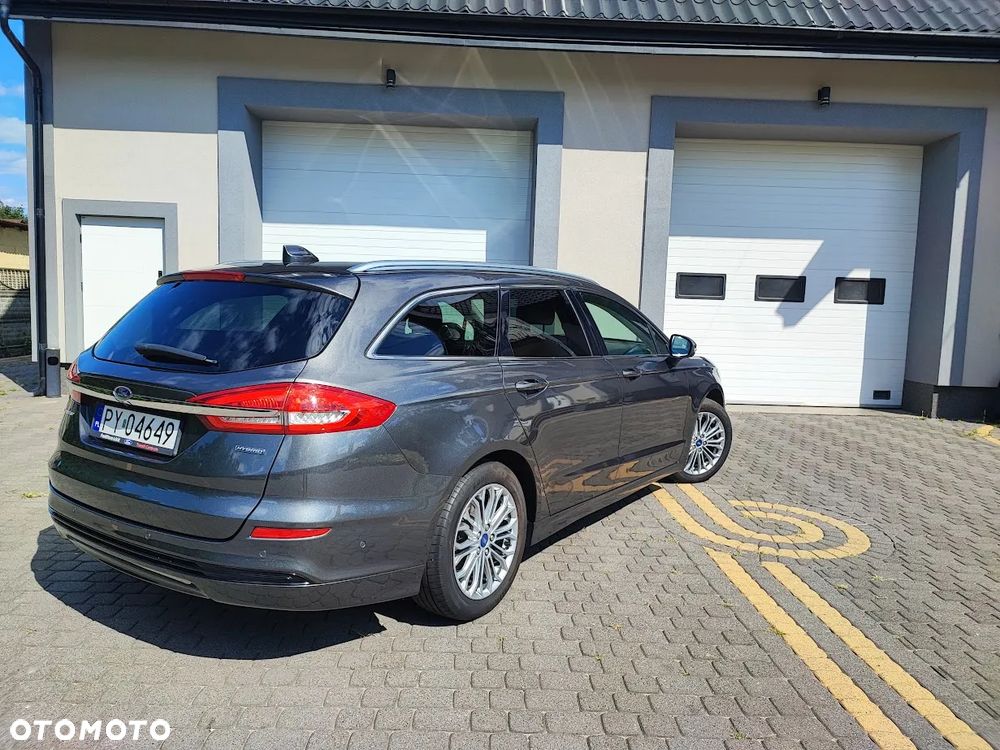Ford Mondeo 2.0 Hybrid Titanium - 2