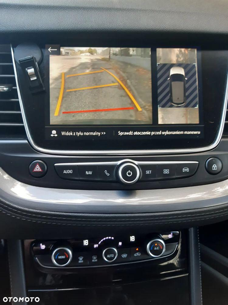 Opel Grandland X 1.2 T GPF Innovation S&S - 32