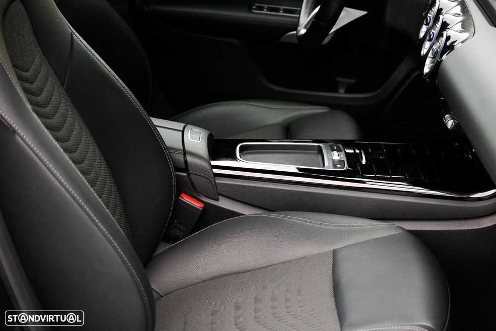 Mercedes-Benz A 200 Progressive Aut. - 25