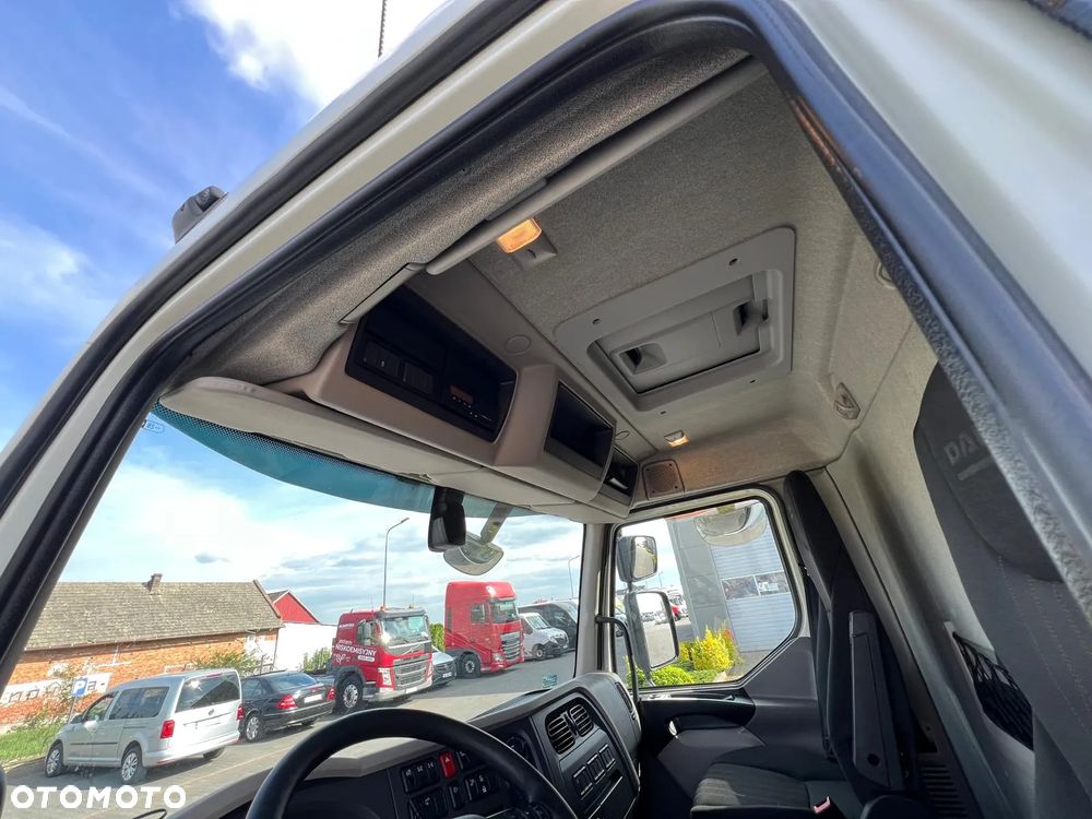 DAF LF 210 12.210 KONTENER+WINDA - 16