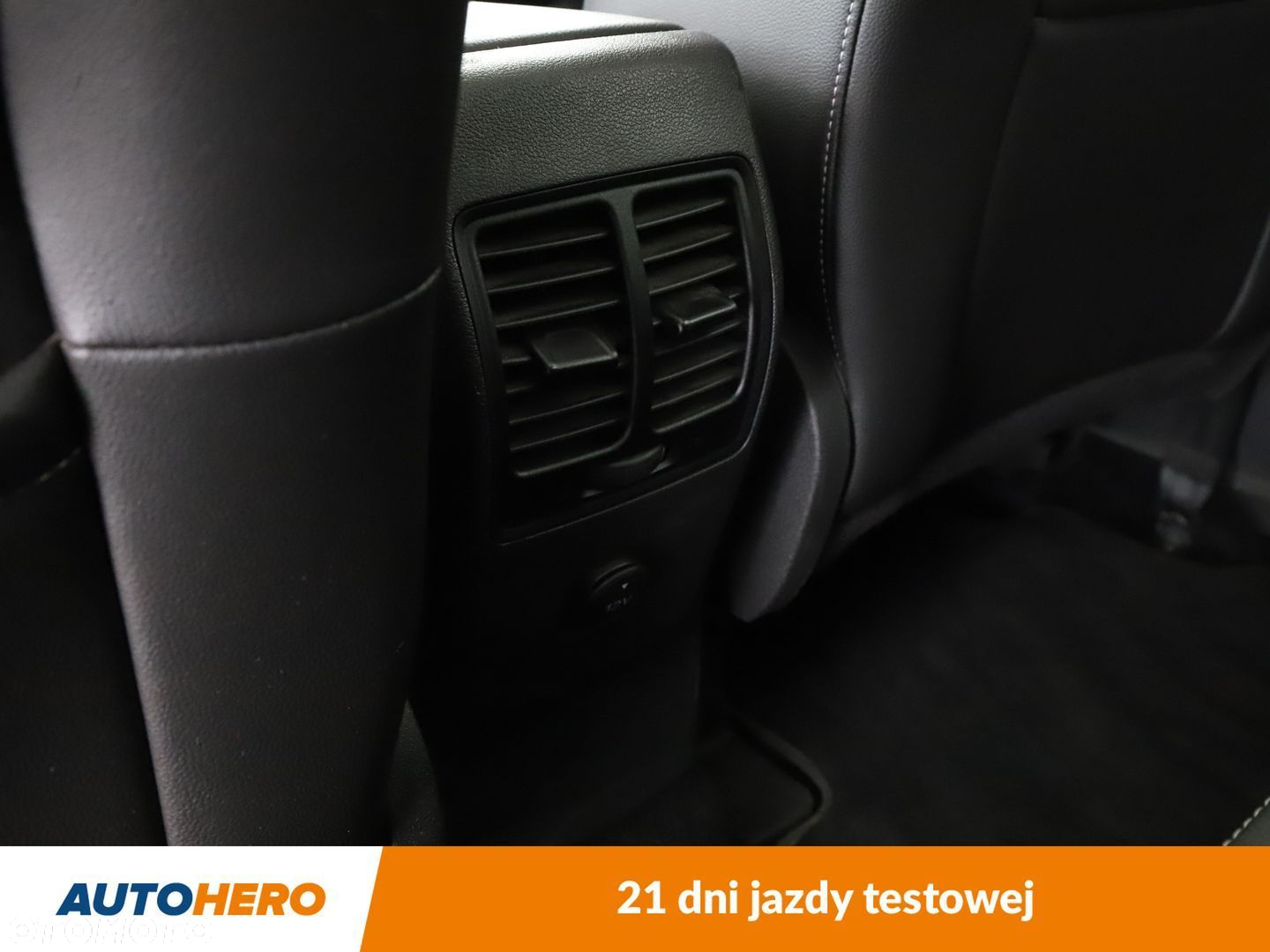 Ford Kuga - 32