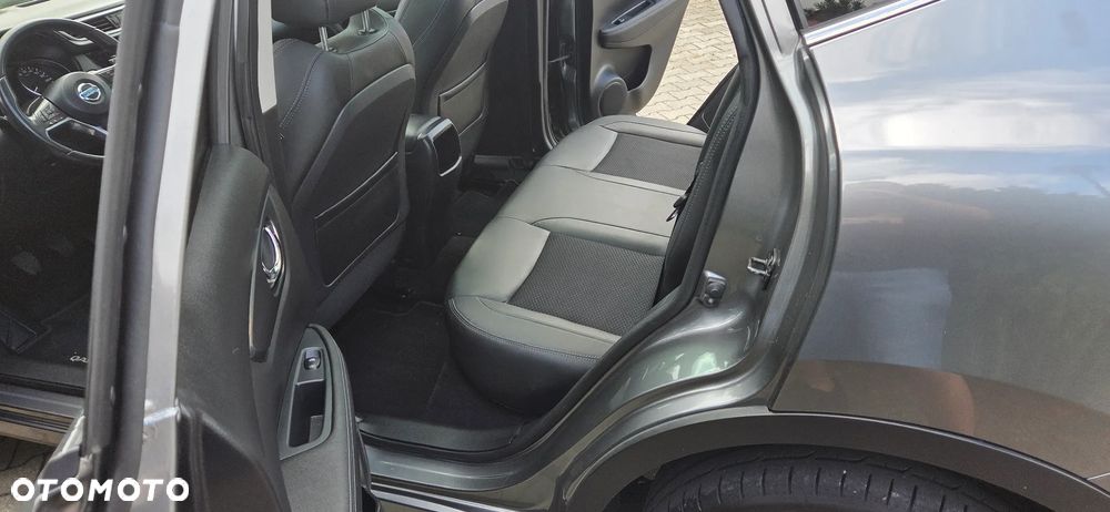 Nissan Qashqai 1.6 DIG-T Tekna+ - 22