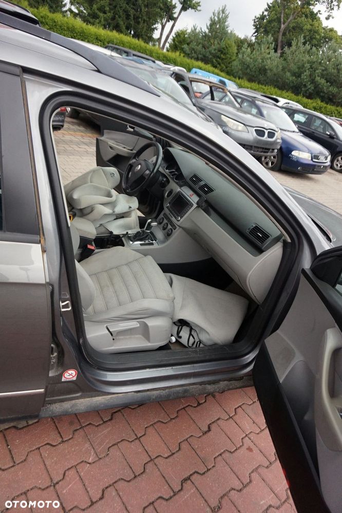 VOLKSWAGEN PASSAT B6 KOMBI 2005 LA7T 2.0 TDI BKP 140KM HQL SZARY na części - 14