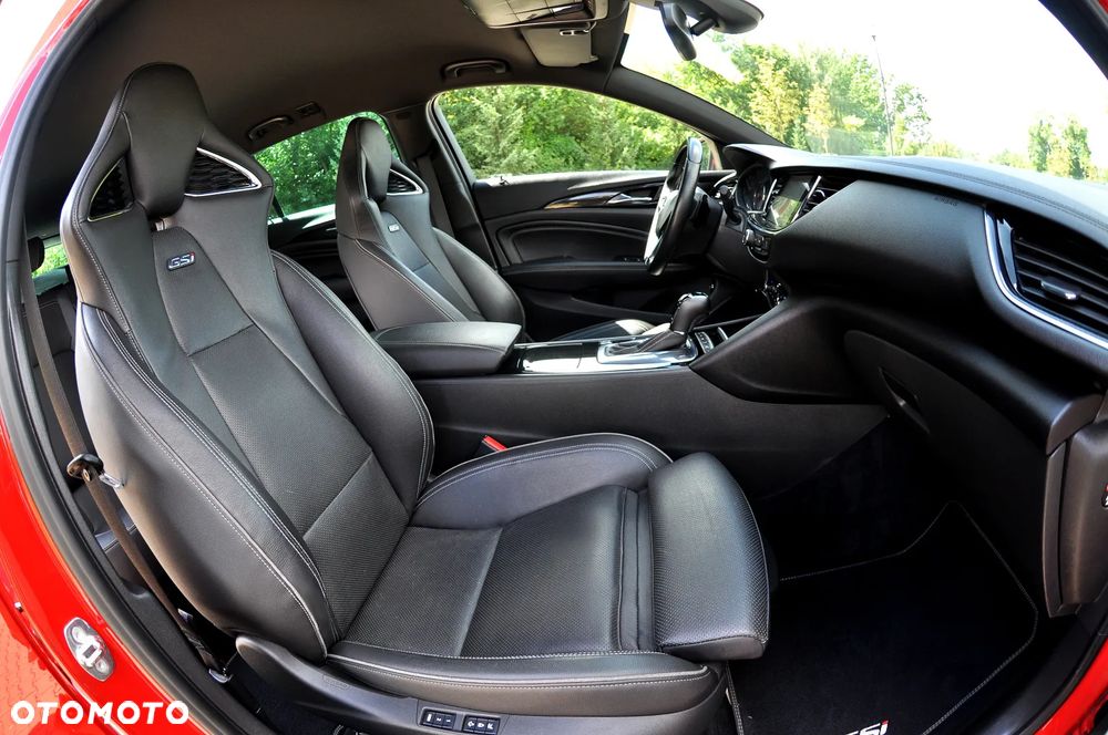 Opel Insignia 2.0 BiTurbo 4x4 GSI - 17