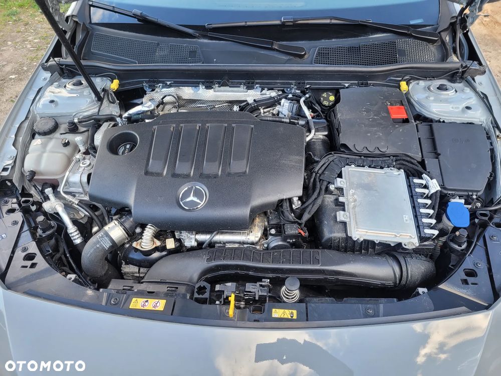 Mercedes-Benz CLA 200 d 4Matic 8G-DCT AMG Line - 15