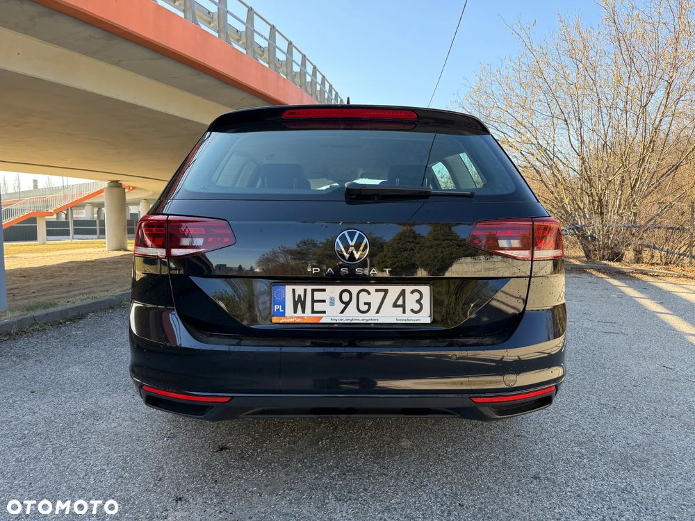 Volkswagen Passat 1.5 TSI EVO Business - 8
