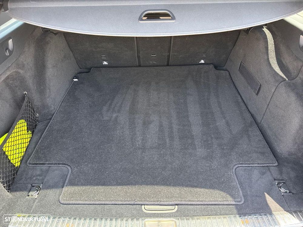 Mercedes-Benz E 220 d AMG 7L - 21