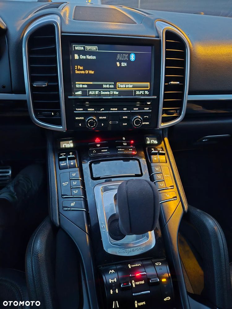 Porsche Cayenne S Diesel - 9
