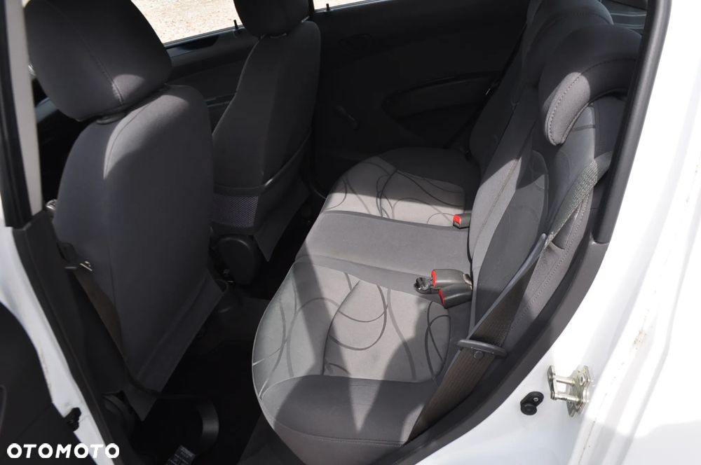 Chevrolet Spark 1.0 EcoLogic LS - 12