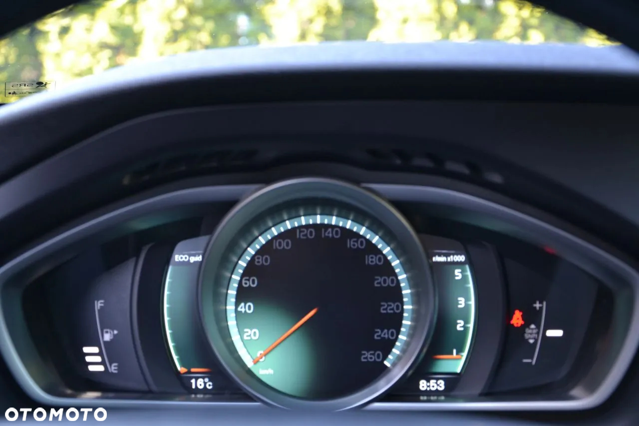 Volvo V40 D2 Drive-E Summum - 15