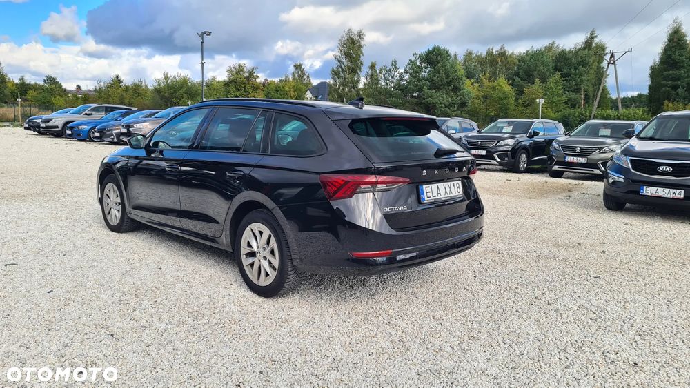 Skoda Octavia 2.0 TDI Ambition - 17